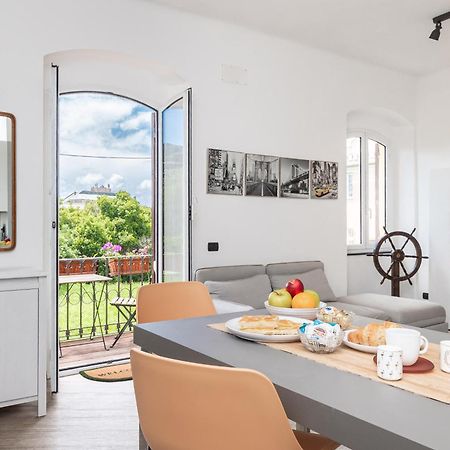 ג'נובה Spacious 3-Bedroom Apartment - 10 Min To City Center & 5 Min To Gaslini Hospital מראה חיצוני תמונה