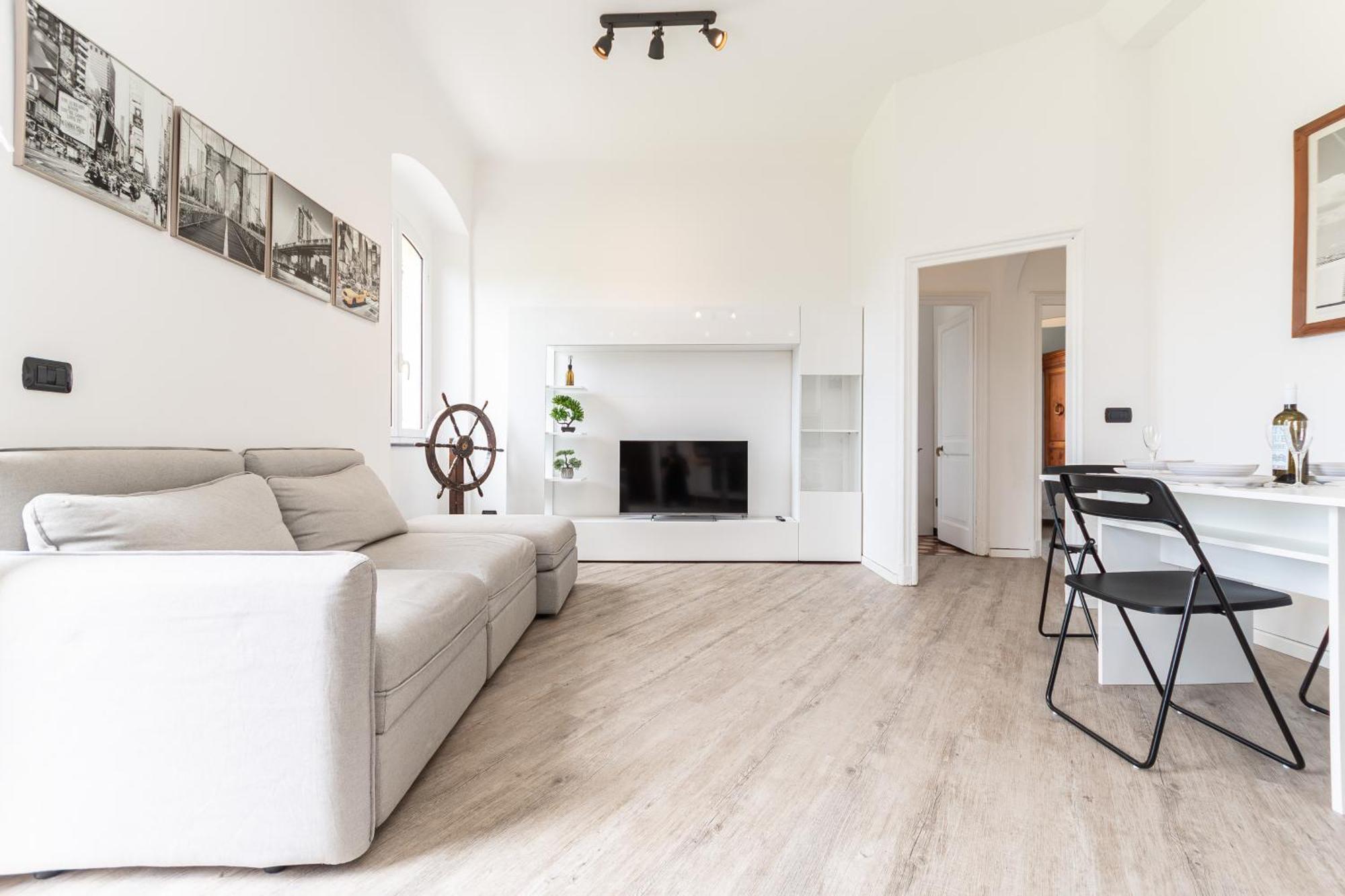 ג'נובה Spacious 3-Bedroom Apartment - 10 Min To City Center & 5 Min To Gaslini Hospital מראה חיצוני תמונה