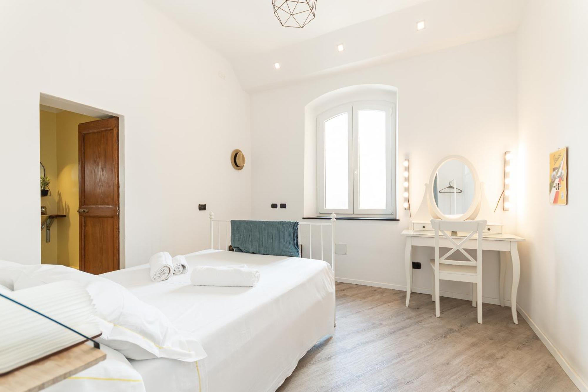 ג'נובה Spacious 3-Bedroom Apartment - 10 Min To City Center & 5 Min To Gaslini Hospital מראה חיצוני תמונה