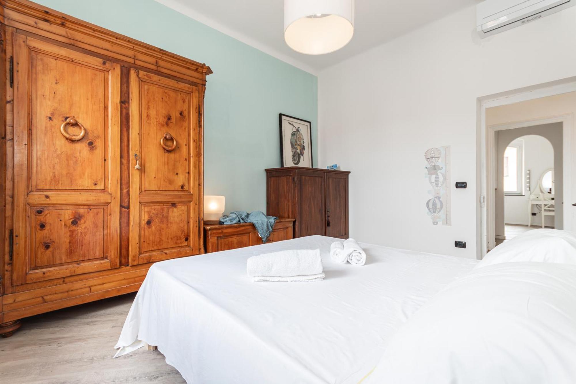 ג'נובה Spacious 3-Bedroom Apartment - 10 Min To City Center & 5 Min To Gaslini Hospital מראה חיצוני תמונה